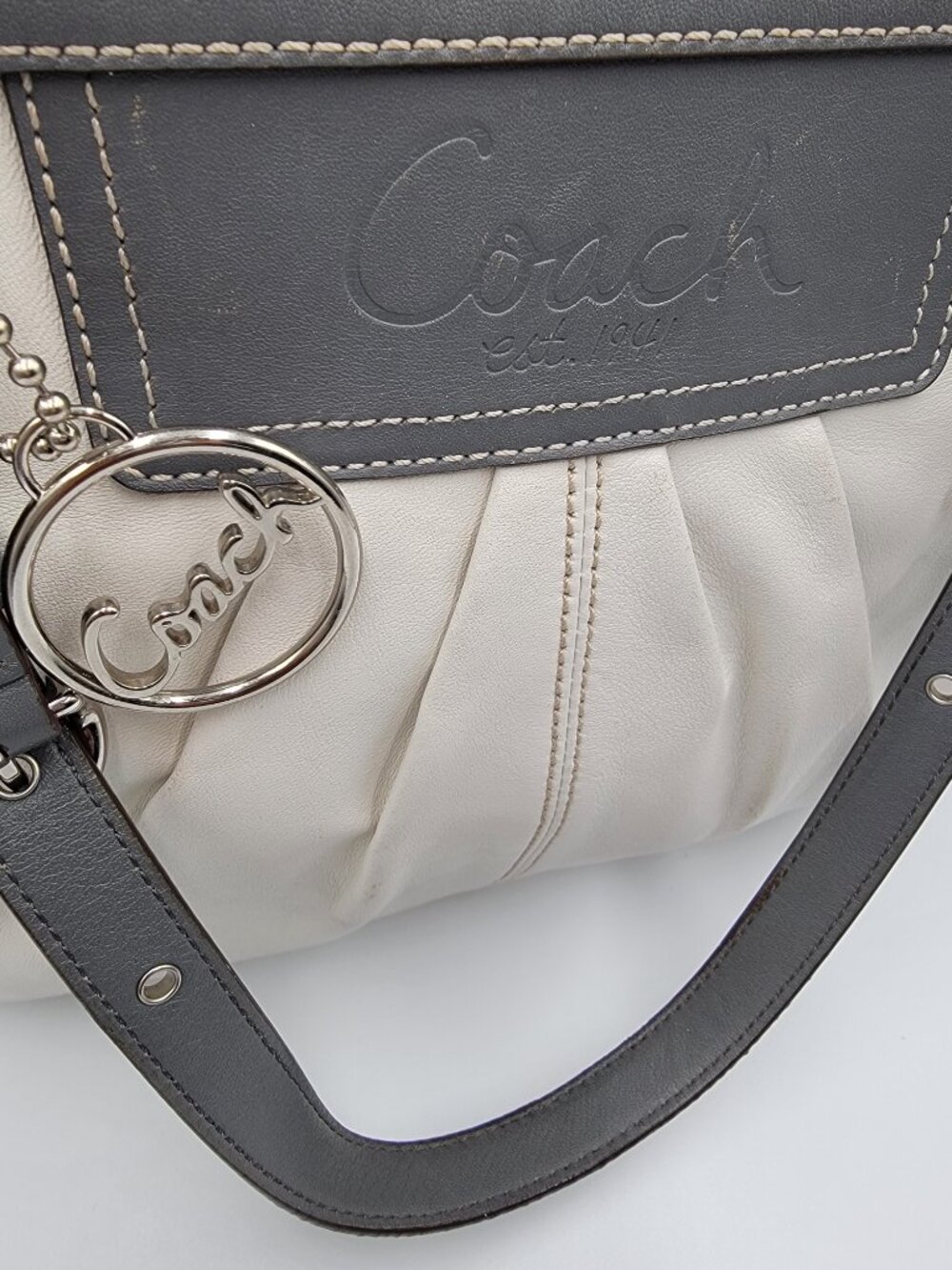Coach Soho Pleated East West Gallery Tote Handbag Ivory Leather Gray Trim F13759 - Picture 2 of 13